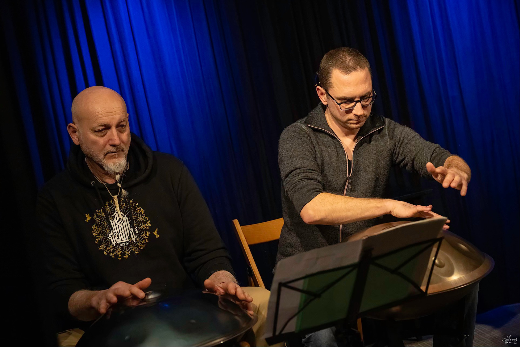 Bernhard Aichner liest YOKO - Begleitet vom Handpan Duo Mayr & Gerlach - Februar 2025