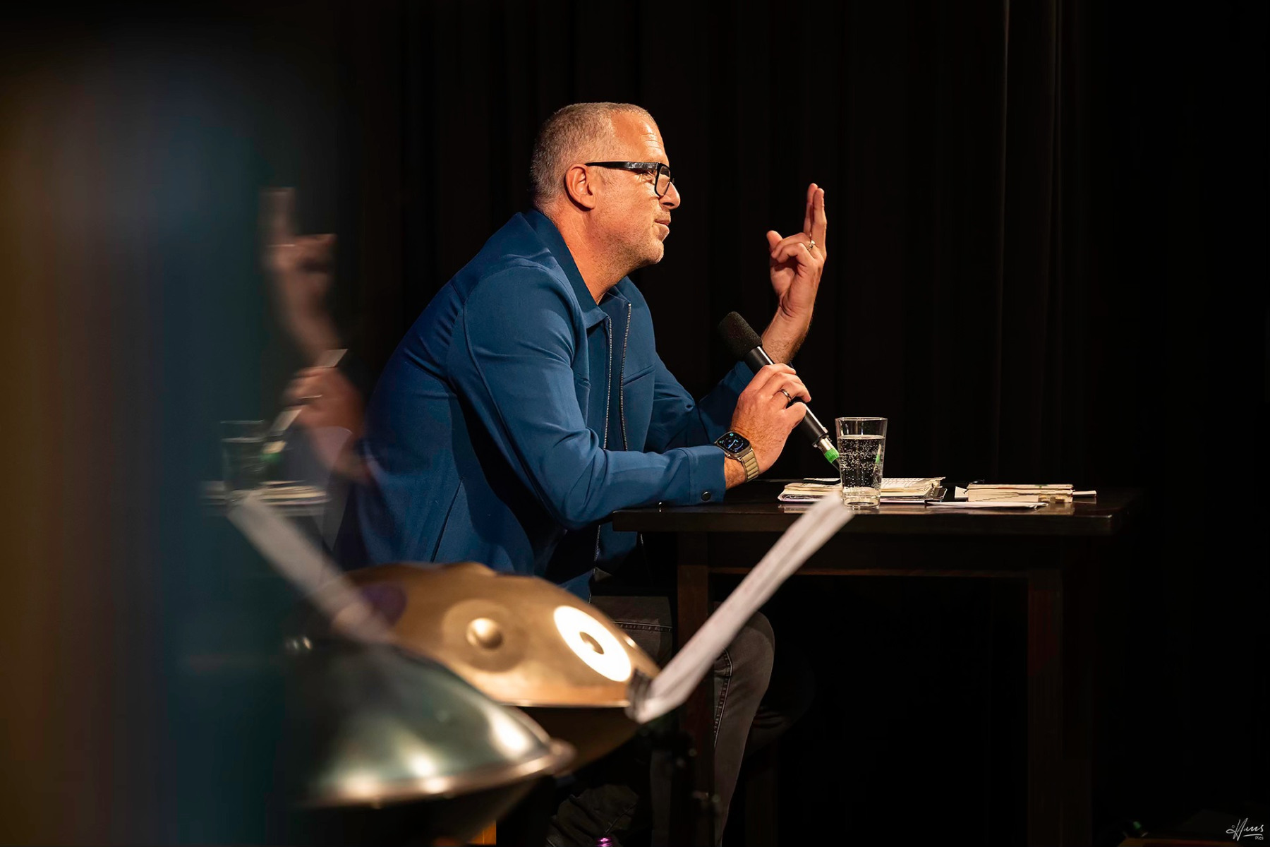 Bernhard Aichner liest YOKO - Begleitet vom Handpan Duo Mayr & Gerlach - Februar 2025
