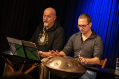 Bernhard Aichner liest YOKO - Begleitet vom Handpan Duo Mayr & Gerlach - Februar 2025